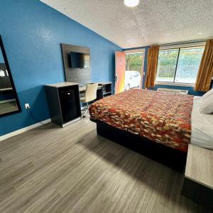 King Room - Non-Smoking