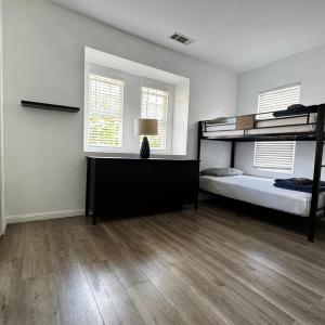 Bed in 4-Bed Mixed Dormitory Room