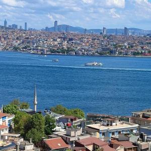 Deluxe Bosphorus Triple Balcony Room