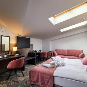 Superior Triple Room with shower