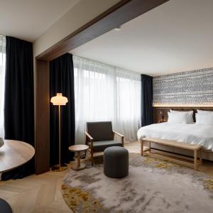 Suite with Kitchenette City View