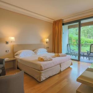 Suite with Spa Access