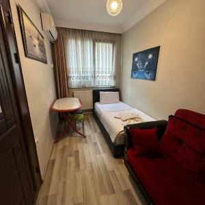 Two-Bedroom Deluxe Apartment