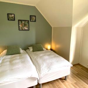 Double or Twin Room with Shared Bathroom