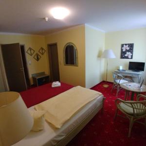 Classic Single Room