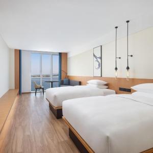Premier Double Room with Two Double Beds and Lake View
