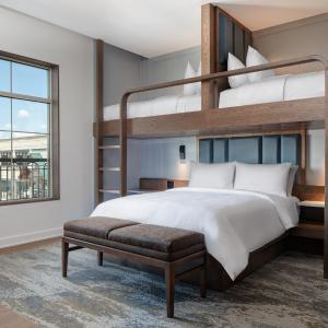 Queen Bunk Bed Room