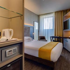 Standard Double Room - Non-Smoking