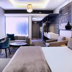 Luxury Suite