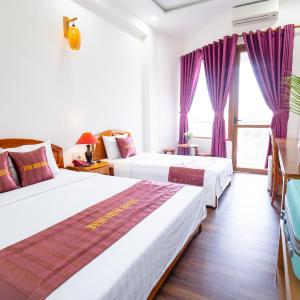 Triple Room with Sea View