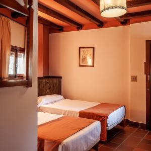 Twin Room with Mountain View