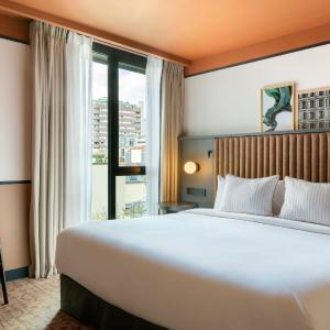 Chambre Lit King-Size Deluxe - Vue sur Cour