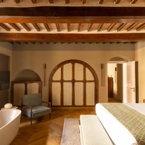 Executive Suite - Cloister