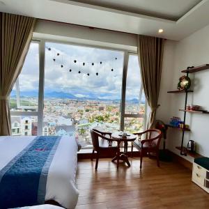 Quadruple Room with Mountain View