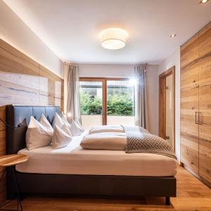 Two-Bedroom Apartment with Terrace