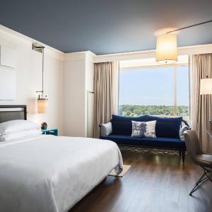 King Room with Water View