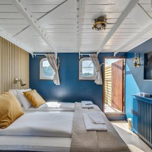 Junior Suite with Terrace