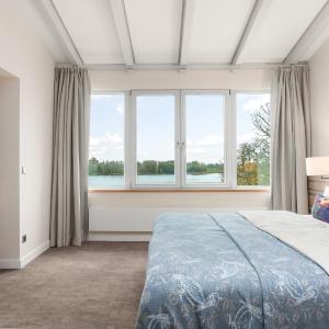 Suite with Harbor View