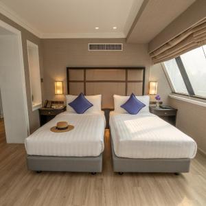 Suite with City View