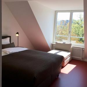 Studio - Split Level