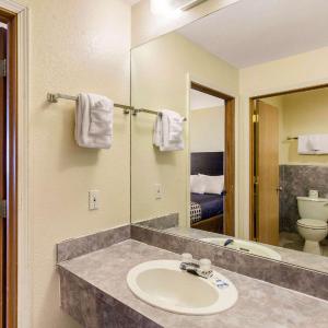 Double Room with Two Double Beds - Smoking