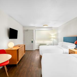 Queen Room with Two Queen Beds - Non-Smoking