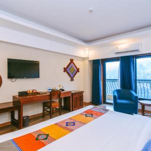 Superior Double or Twin Room with City View