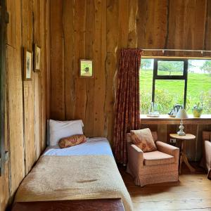 Queen Room with Garden View