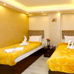 Twin Room with Balcony