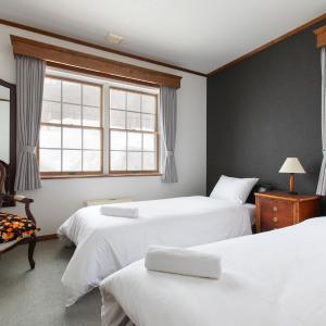 Double or Twin Room in Villa - Snowgum Lodge