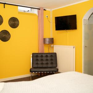 Basement Room with Bath