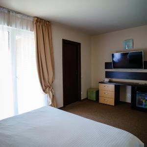 Superior One-Bedroom Suite