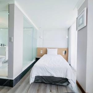 Single Room with Shower