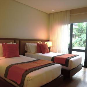 Acacia Residence