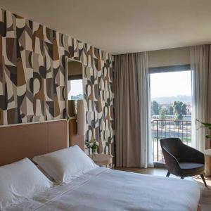 Deluxe Double Room with River View and One-time SPA access
