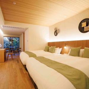 Family Room with Sauna