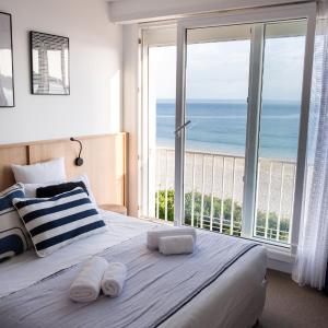 Family Room with Sea View