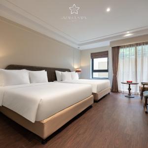 Triple Room with Terrace