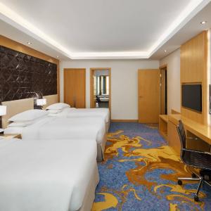 Deluxe Suite, 1 Bedroom Suite, City view