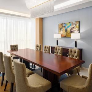 Three Bedroom Tower Suite, 3 Bedroom Suite
