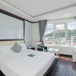 Superior Queen Room