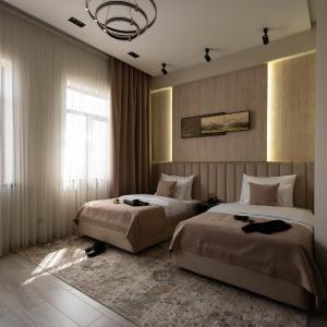 Superior Twin Room with City View