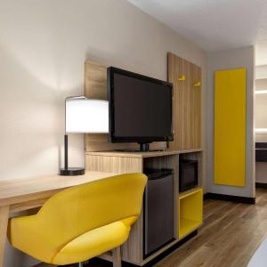 King Room - Disability Access/Smoking