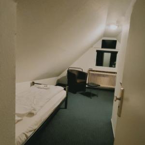 Budget Single Room