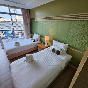 Twin Room with Terrace