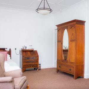 Triple Room with Shower