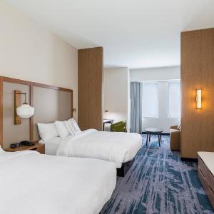 Queen Suite with Two Queen Beds and Sofa Bed - Hearing Accessible