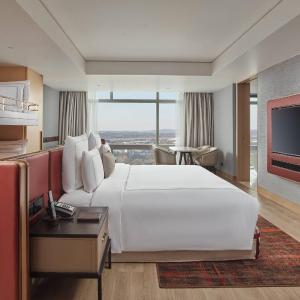 Swiss Family Suite with One King and One Bunk Bed