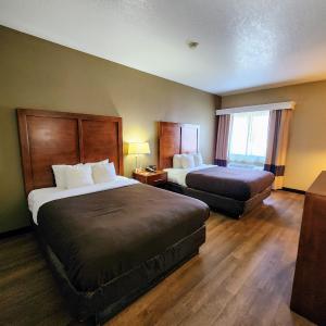 Queen Room with Two Queen Beds - Pet Friendly/Non-Smoking