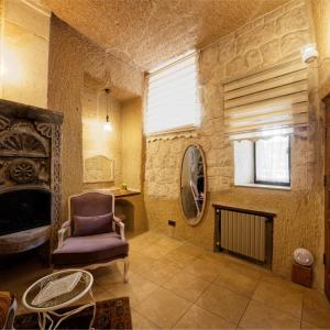 Superior King Suite